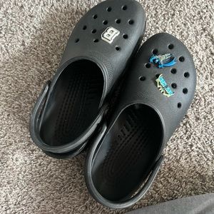 womens crocs size 8